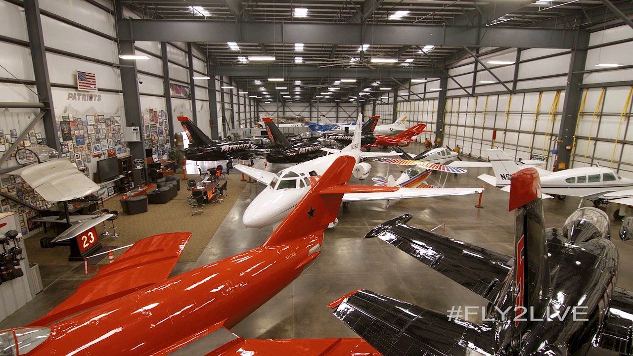 Michael Mainiero: 20-Year-Old Charter Pilot