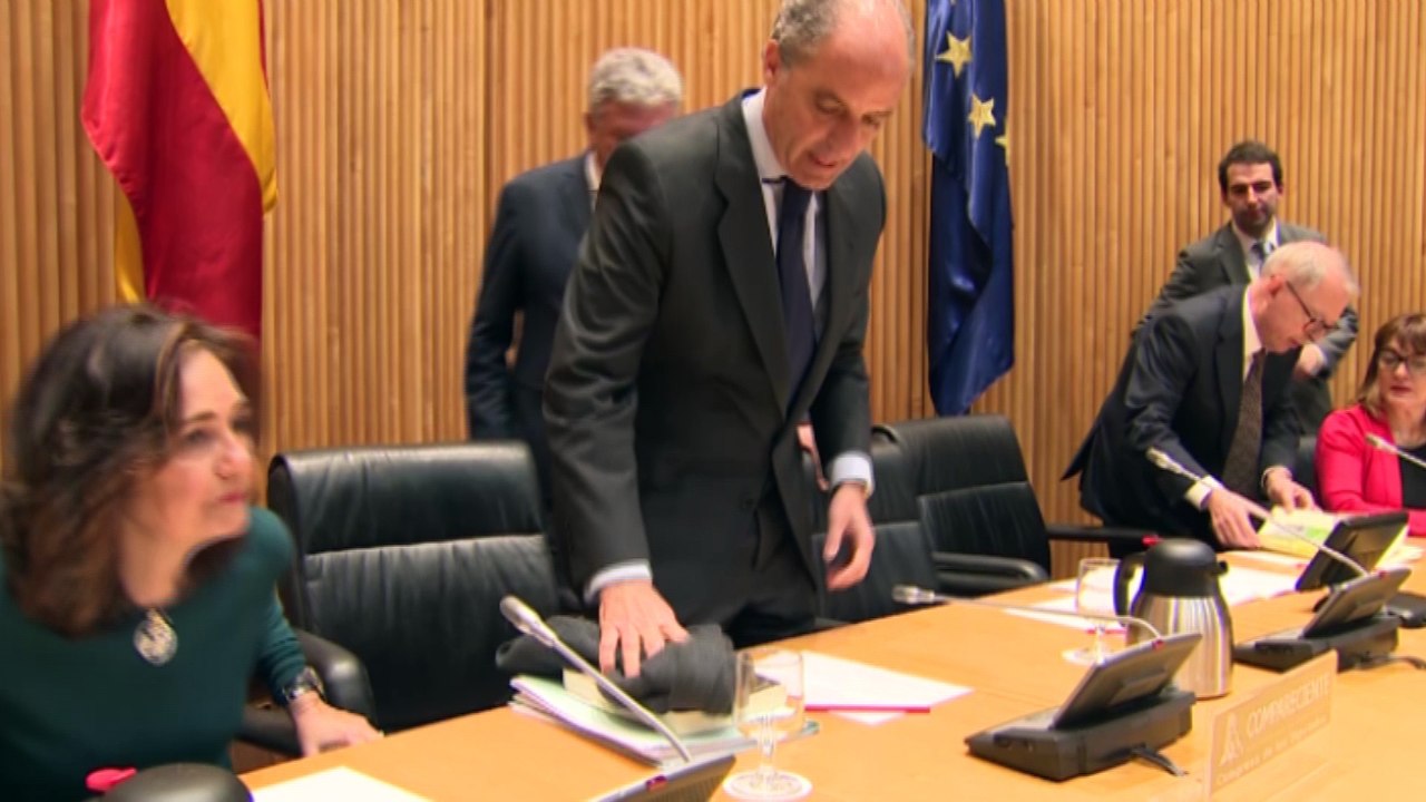 Camps dice que Costa "lleva nueve años diciendo lo contrario"