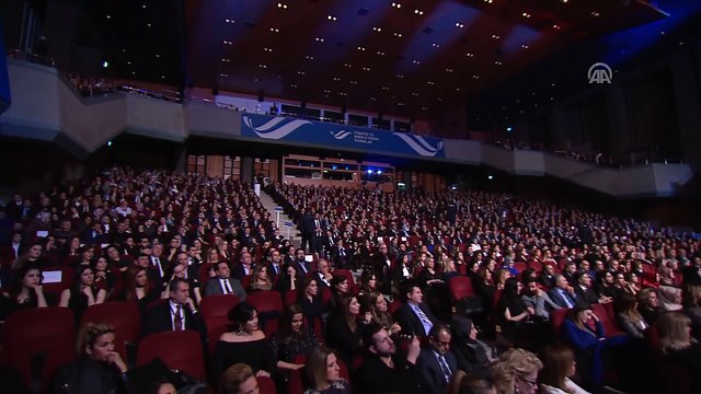 Bakan Albayrak: '15 Temmuz hain darbe girişiminde büyük cesaret örneği gösteren kadınlarımız, gelecek kuşaklara onurlu bir miras bıraktılar' - İSTANBUL