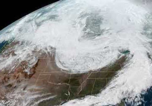 Northeast Braces for New Nor'easter as Midwest Hit by Winter Storm