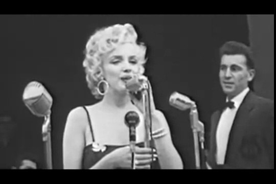 Marilyn Monroe BYE BYE BABY in Korea [1954 RARE VIDEO]