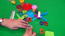 MASSINHA PLAY DOH com muitas FORMINHAS E APARELHINHO DE ENFEITAR BOLO MARAVILHOSO