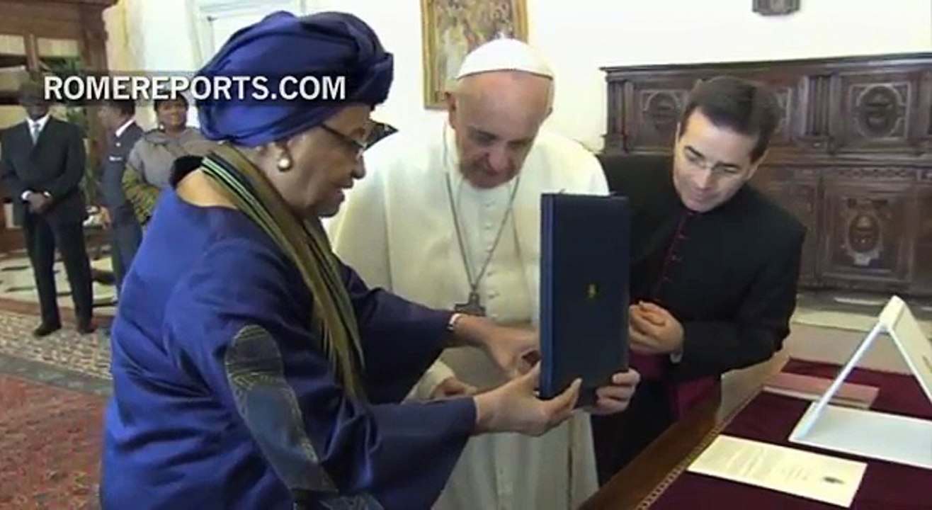 Pope meets with Liberian President, first female Head of State in Africa