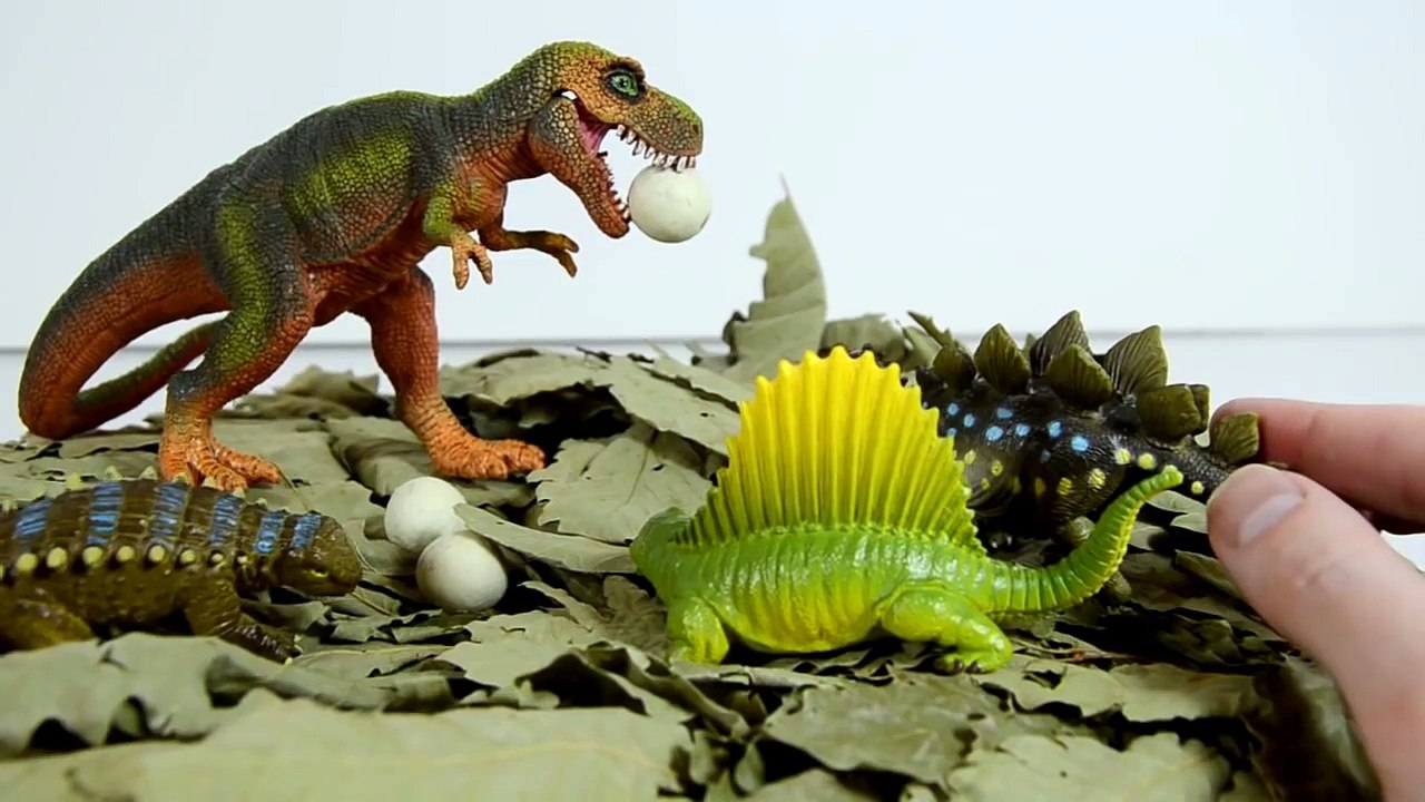 ДИНОЗАВРЫ. Тираннозавр Рекс. Динозавры против Дракона. Динозавры новые серии на русском. Игрушки ТВ.