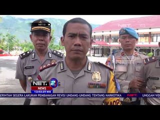 Aksi 4 Polisi Dalam Mengevakuasi Jenazah Dengan Menggunakan Sepeda Motor - NET 12