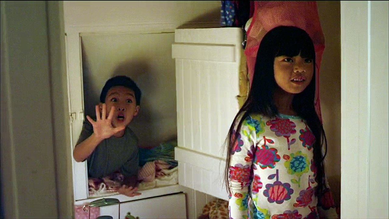 Deadtime Stories.s01e09.Along Came a Spider