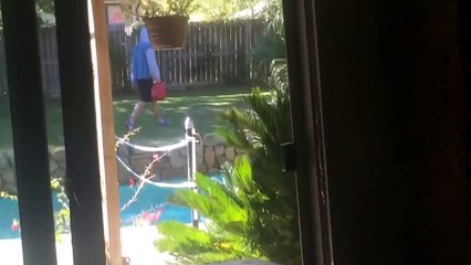 KILLER CLOWN BREAKS INTO MY HOUSE *HAD A PITCHFORK*