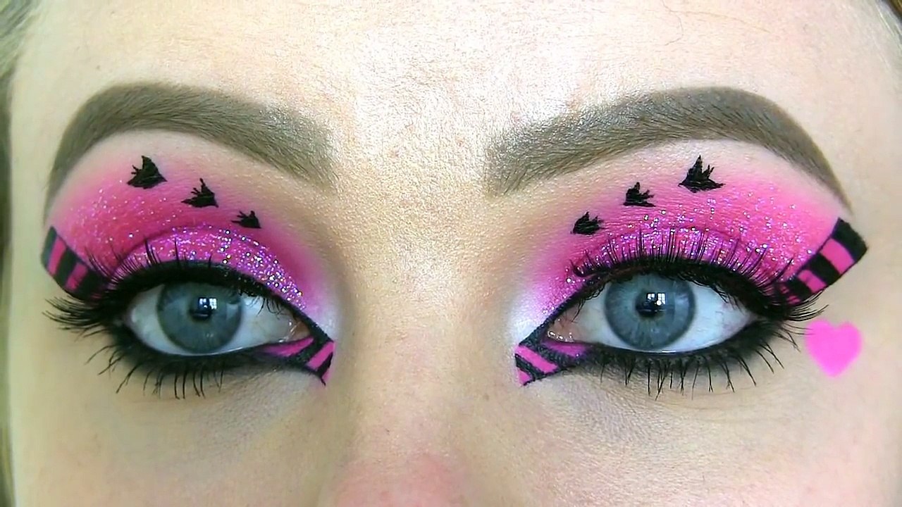 Monster Highs Draculaura Makeup Tutorial