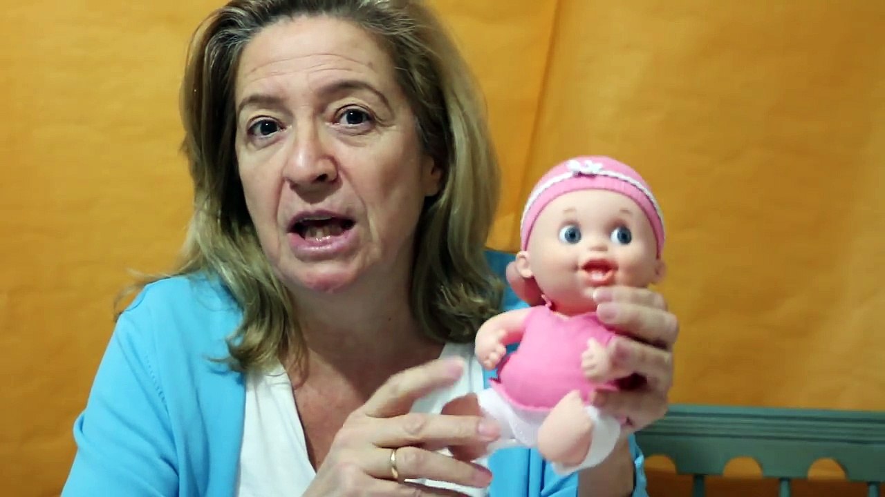 Cómo hacer ropa para muñecos, sin coser, en 5 minutos