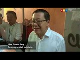 Guan Eng goes for walk, drinks coffee at back alley