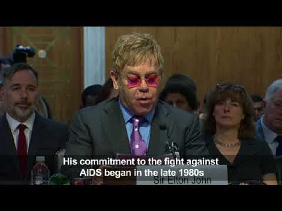 Elton John announces final tour