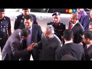 Mahathir makes second appearance at RCI, Anwar testifies