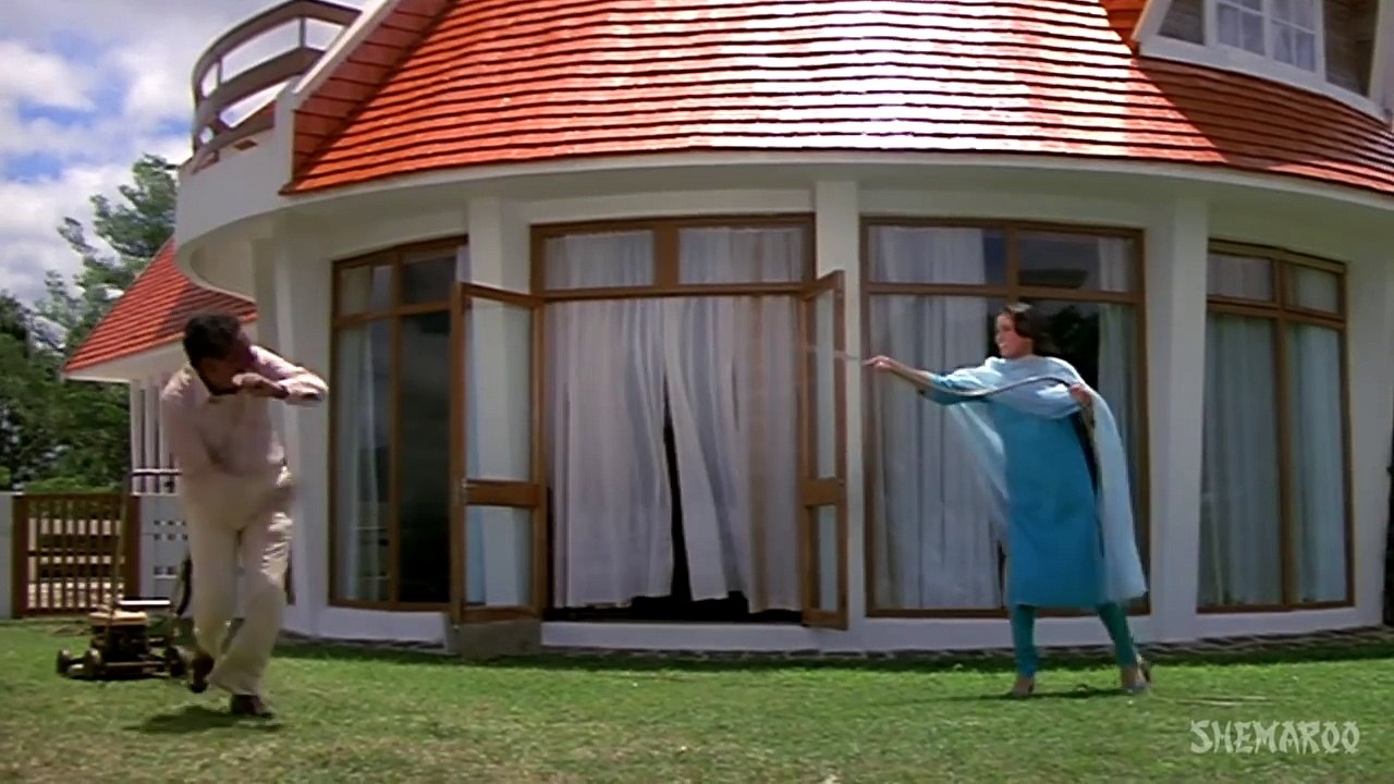 Zindagi Pyar Ka Geet Hai  - Old Hindi Songs {HD} - Lata Mangeshkar