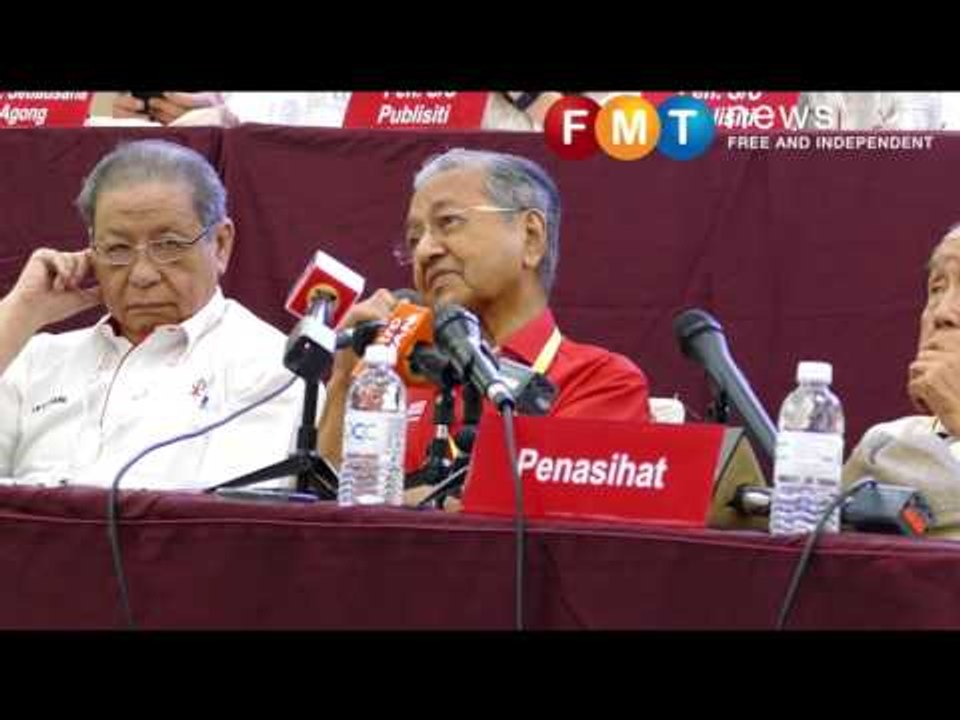 Dr M will give PAS a deadline