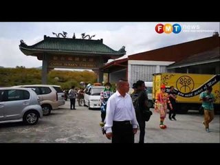Slain clown gets grand send off in Penang