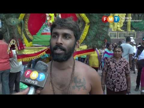 Thousands of devotees throng Batu Caves to celebrate Thaipusam