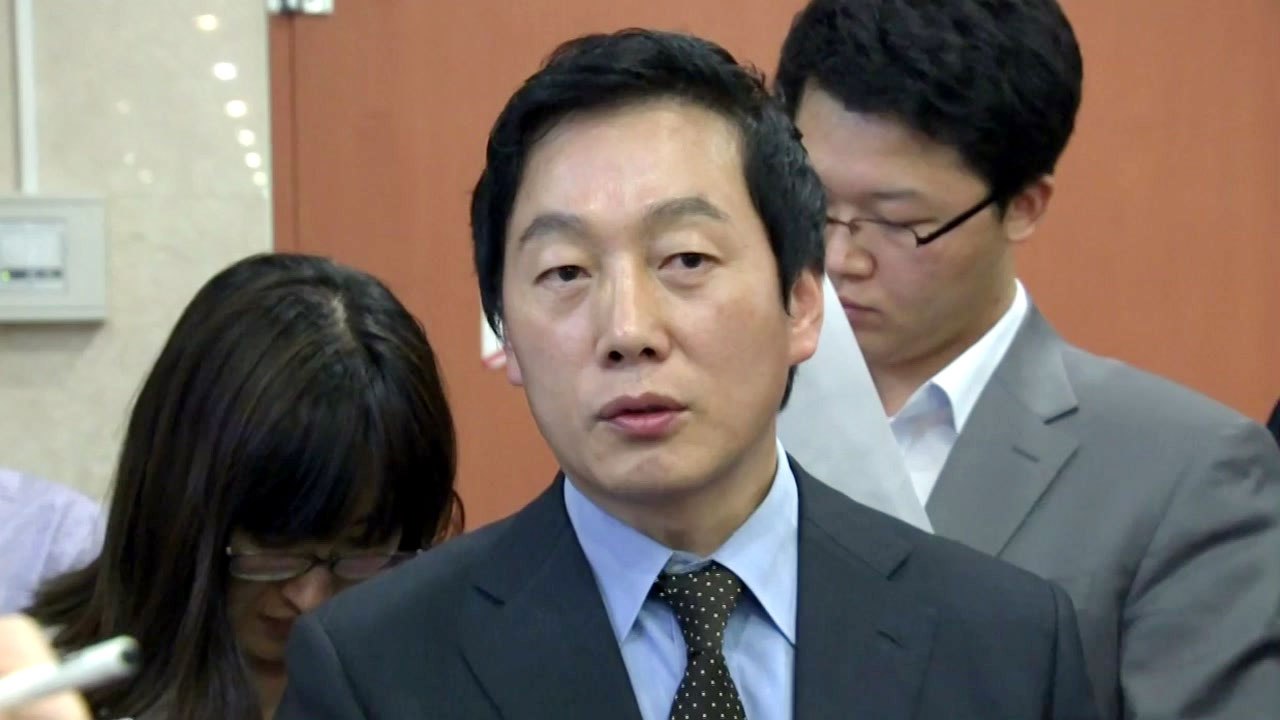 성추행의혹 제기 정봉주 서울시장 출마 회견 취소 / YTN