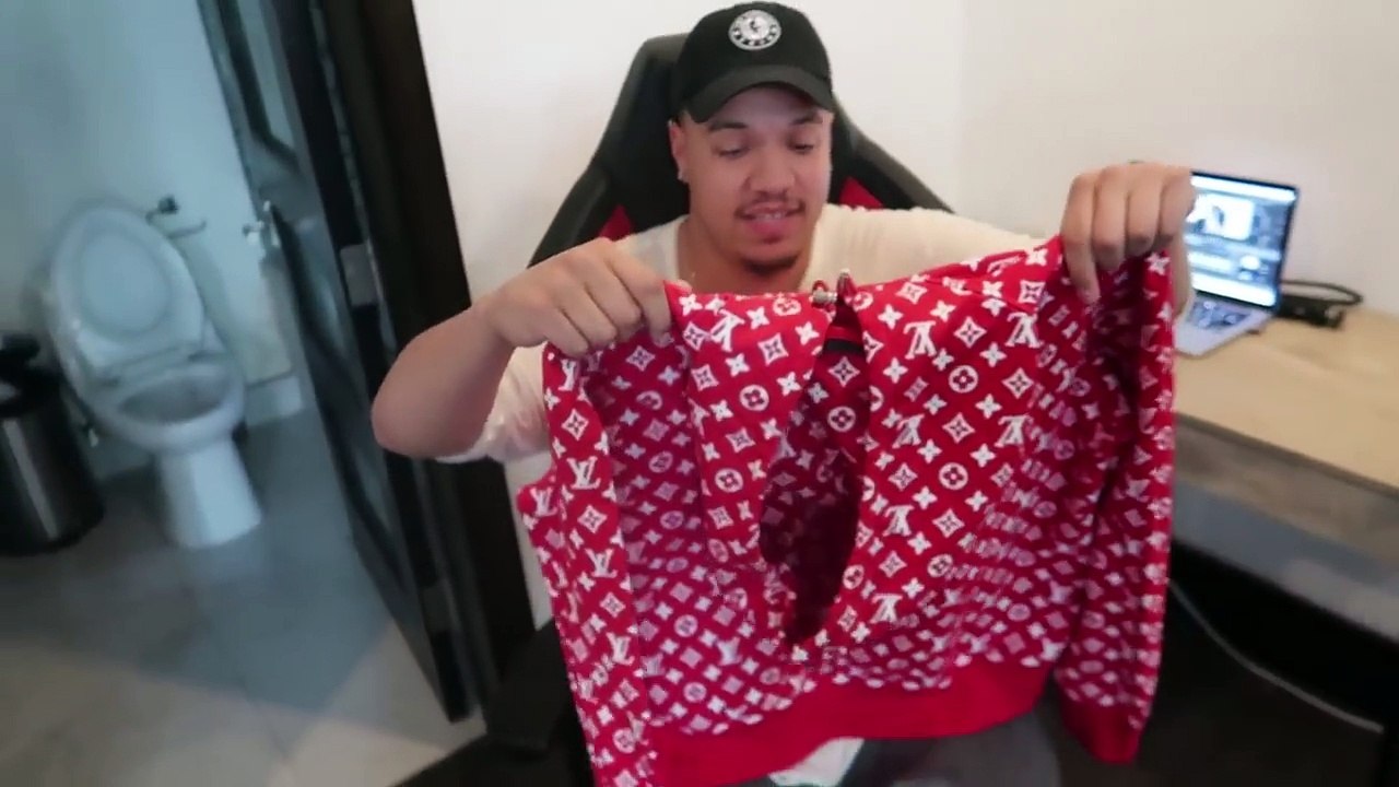 CLOUT HOUSE REACTS TO FAKE $10,000 SUPREME HOODIE (Can you guess the REAL?) *SOCIAL EXPERIMENT*