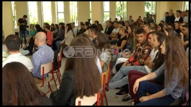 Ora News - Arsimi profesional, Klosi: Dhjetëfishohet kërkesa në TIK