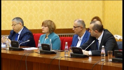 Ora News – Ligji i mbetjeve, Nishani nga SHBA: Do ta shoh me këshilltarët