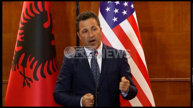 Ora News - Peleshi: Suksesi i pamerituar, dekurajim për të rinjtë
