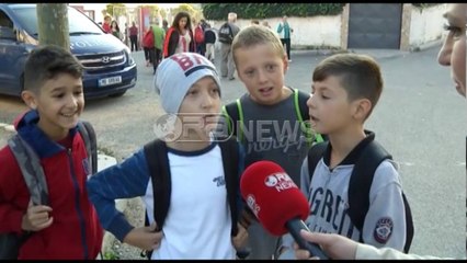 Ora News – Mbi 800 nxënës të “at Zef Pllumi” përballen me rrezikun e aksidenteve