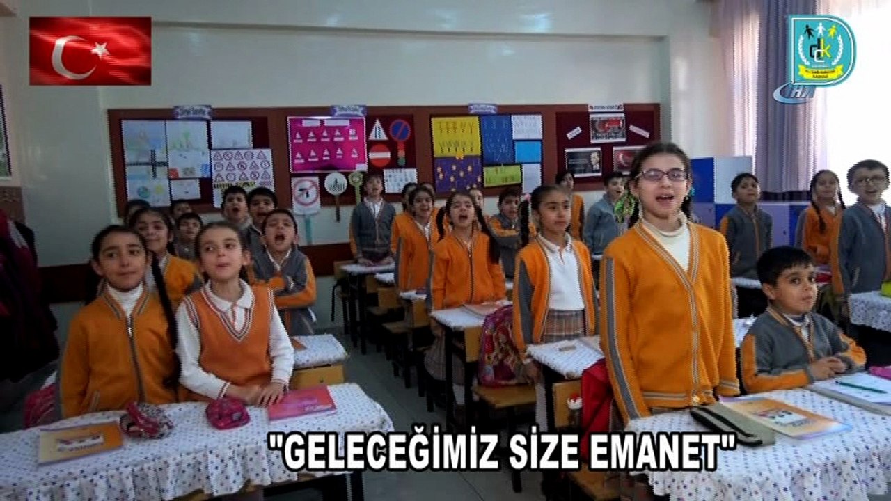 İlkokul öğretmen ve öğrencilerinden Afrin klibi