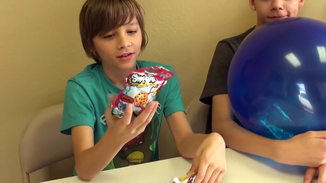 GIANT BALLOON SURPRISE! BLIND BAG Ep. 24! | SHOPKINS & HELLO KITTY TOKIDOKI FRENZIES! | KITTIESMAMA