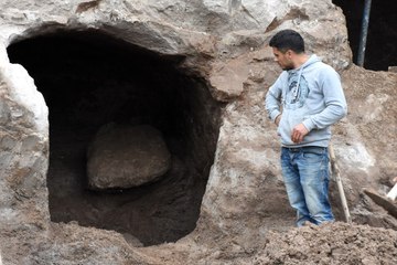 Muğla'da Villa İnşaatının Kazısında Roma Dönemine Ait Mezarlar Bulundu