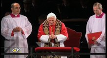 Pope presides over Via Crucis ceremony at Colosseum for Good Friday