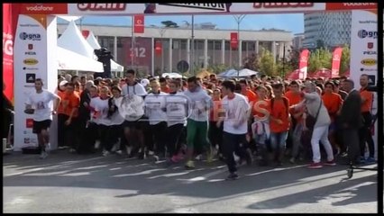 Ora News – Martatona "Tirana 2016", Luzia Gega dhe Ilir Këllezi fituan garën në 21 Km
