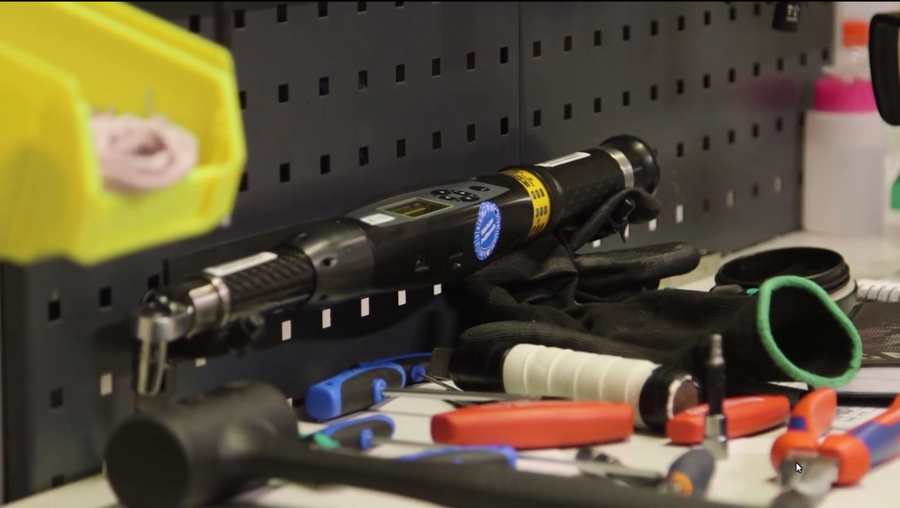 Is This The World's Coolest Bike Tool Canyon's WiFi Torque Wrench