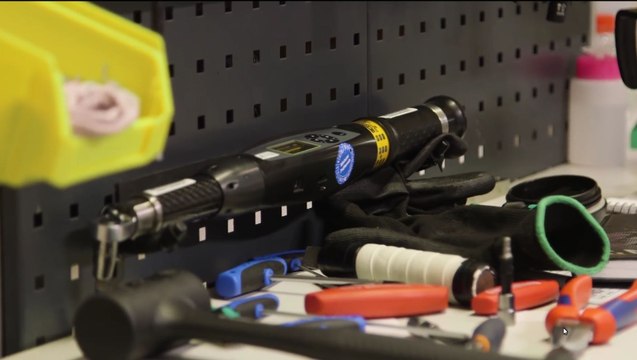 Is This The World's Coolest Bike Tool Canyon's WiFi Torque Wrench