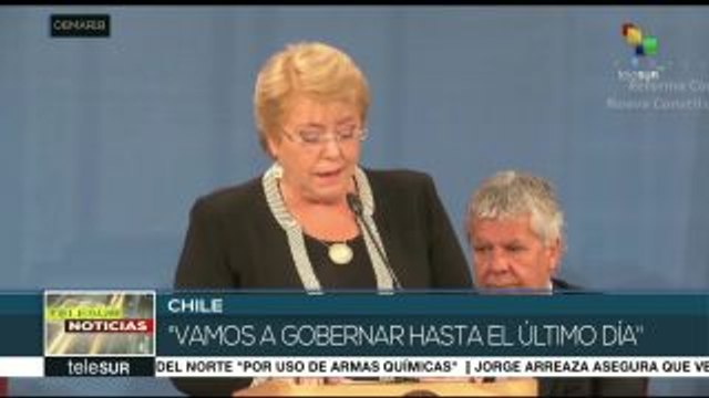 Bachelet firma proyecto de ley para nueva Constitución en Chile