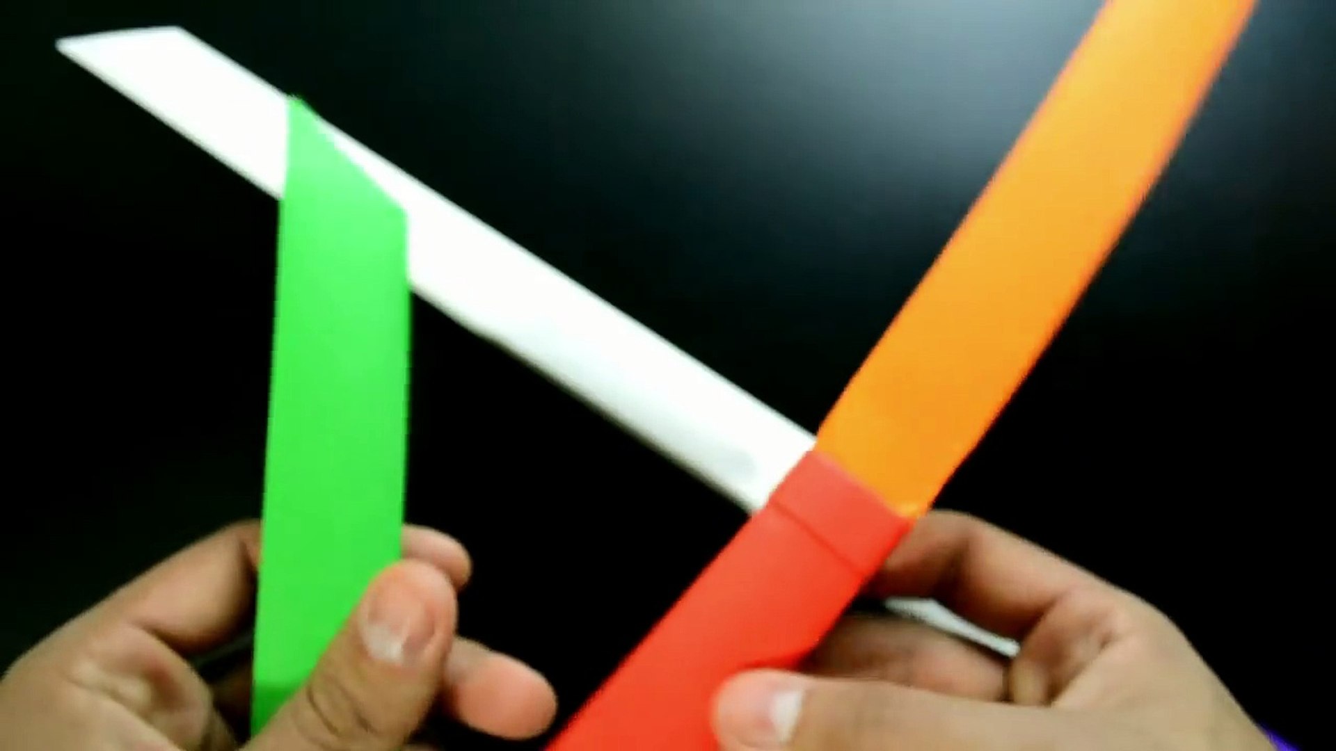 ⁣Origami: Espada Simples / Katana - Instruções em Português PT BR