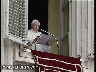 Pope greets in Rome Houston's priests who visit the Vatican