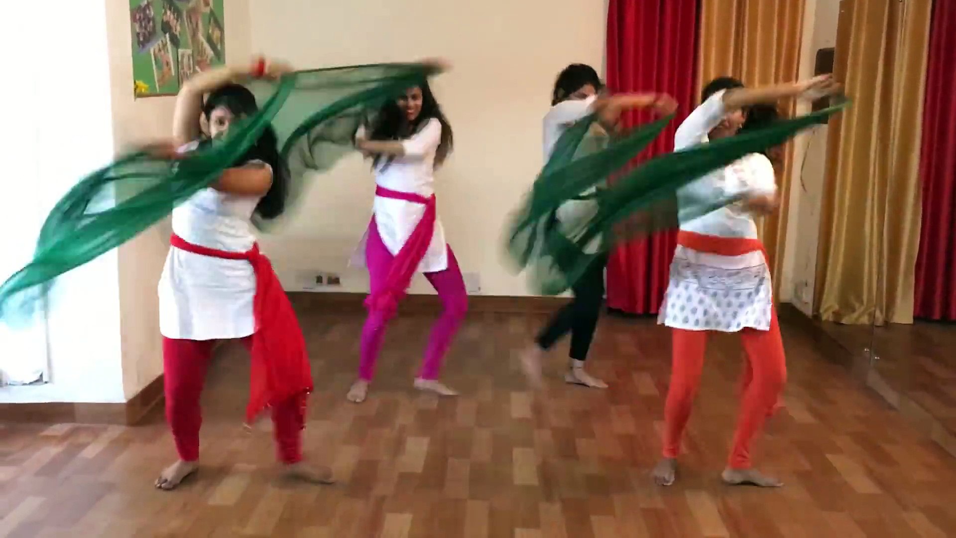 Holiya Me Ude Re Gulal Dance By Jhankar Girls Video Dailymotion Rupsa best dance performance holi re gullal by : holiya me ude re gulal dance by jhankar girls