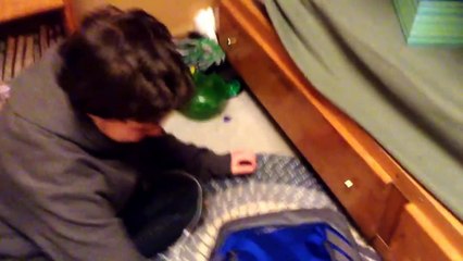 Psycho Kid Rages At FIVE NIGHTS AT FREDDYS 4
