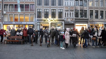 Collectif citoyens solidaires, contre la fermeture du centre réfugiés de Belgrade