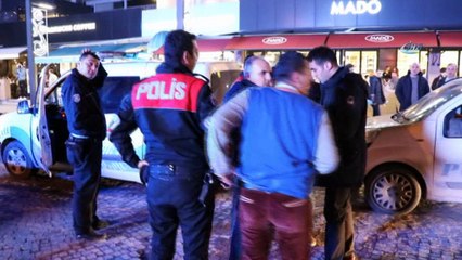 Kocaeli’de izinsiz eylem yapan 6 bayan öğrenci gözaltına alındı