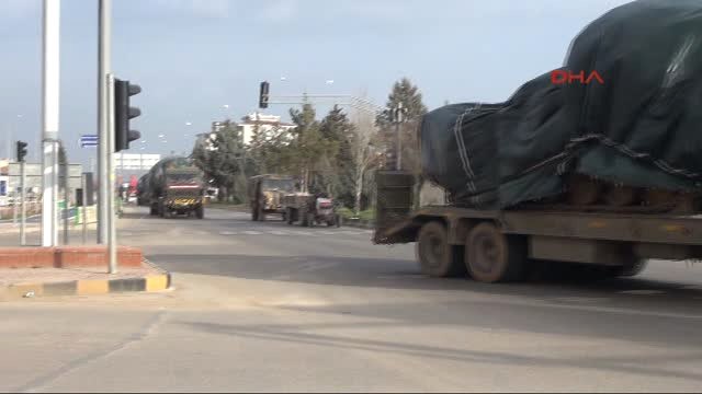 Kilis Sınıra Askeri Sevkiyat Sürüyor-2