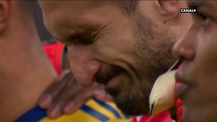 Minute de silence en l'honneur de Davide Astori avant Tottenham / Juventus Turin