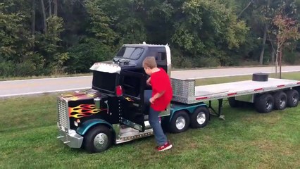 Ce camion pour enfants est impressionnant !