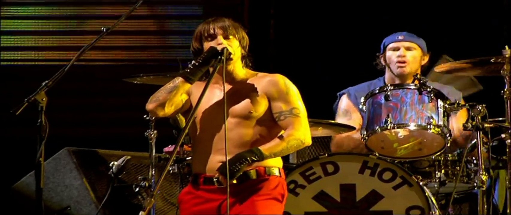 Red Hot Chili Peppers - Purple Stain - Live at Slane Castle [HD]