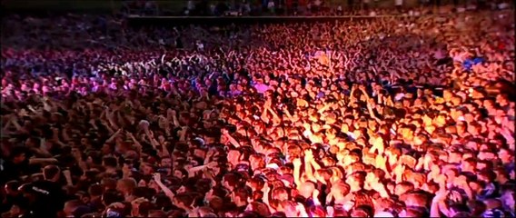 Red Hot Chili Peppers - Universally Speaking - Live at Slane Castle [HD]