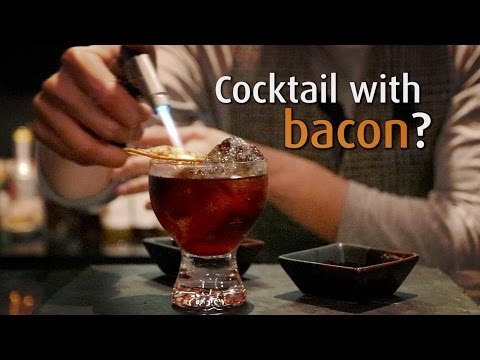 Track 17: Orient-Express Themed Bar