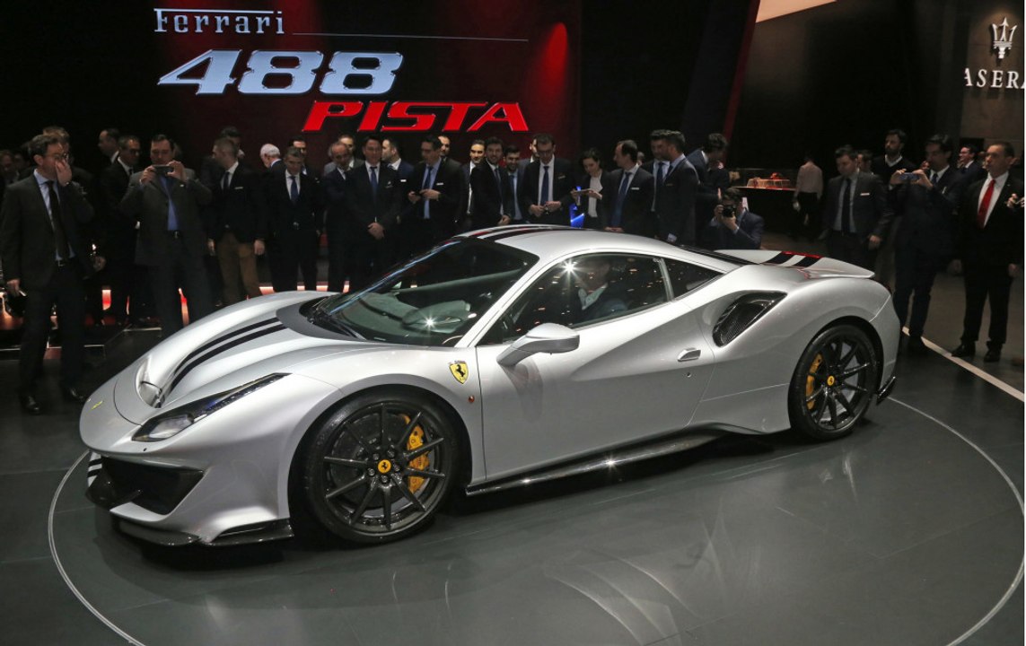 Ferrari 488 Pista Revealed Packs Same Power As Mclaren 720s