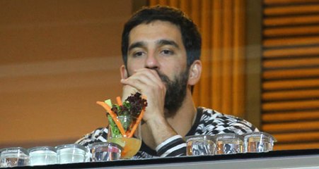 Arda Turan'ın Aytemiz Alanyaspor Maçında Oynayıp Oynamayacağı Bugün Belli Olacak
