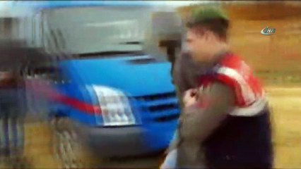 Kardeş akü hırsızlarına jandarmadan suçüstü kamerada
