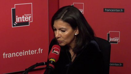 Anne Hidalgo, sur l'échec du nouveau Vélib : "Il y a des pénalités fortes, plus d'un million d'euros par mois [de retard]"